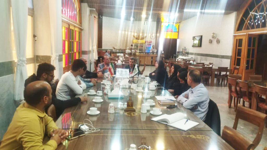 جلسه هم اندیشی با اعضای انجمن خبری، فرهنگی و هنری دارالشفاء - آبان ماه 1404